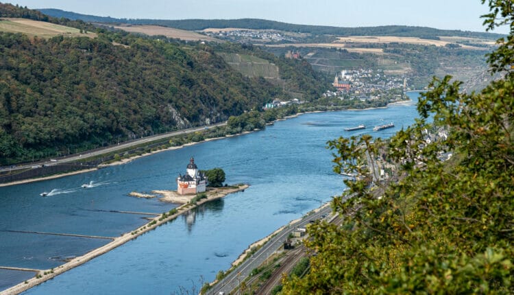 Rheinsteig Burg Platzgrafenstein